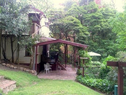 Stone'S Throw Cottage Bed And Breakfast Belgrave Eksteriør bilde